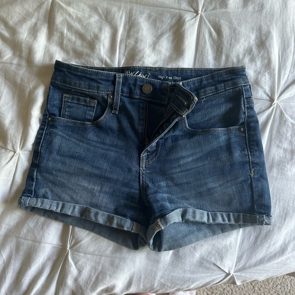 Denim Jean Shorts Size 00 - Picture 3 of 3